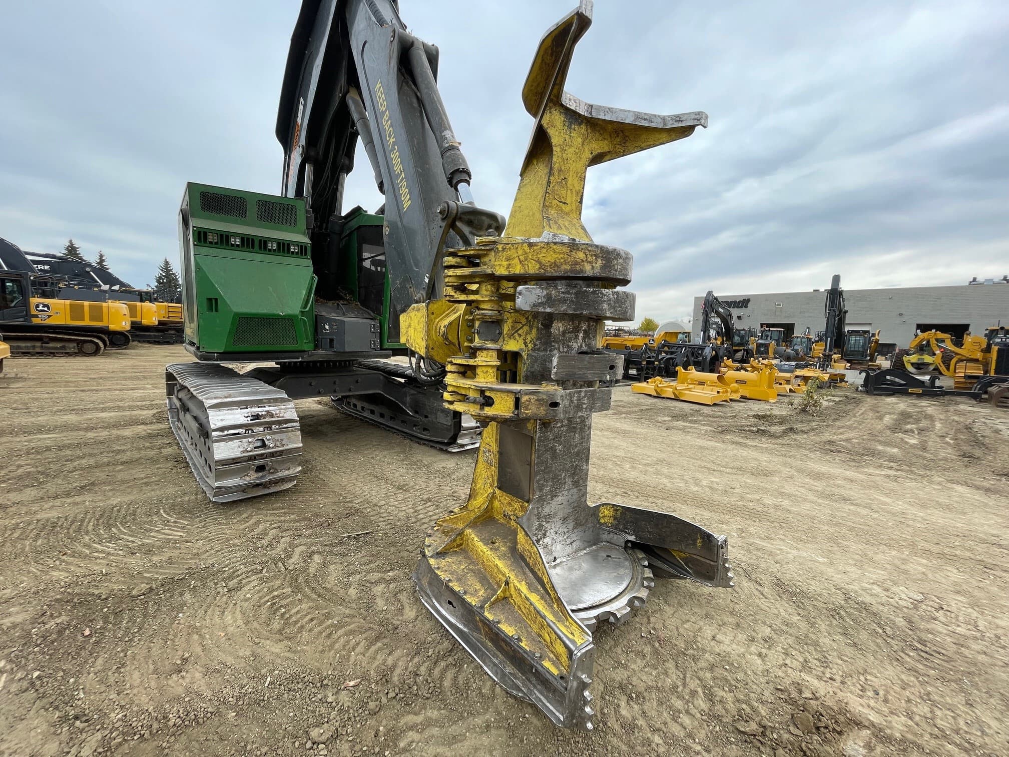 2022 John Deere 853M