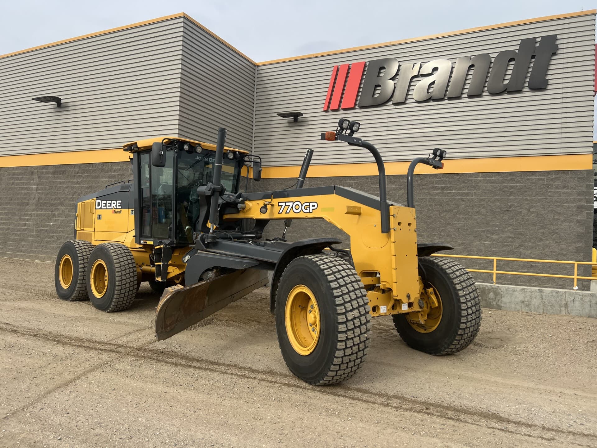 2019 John Deere 770GP